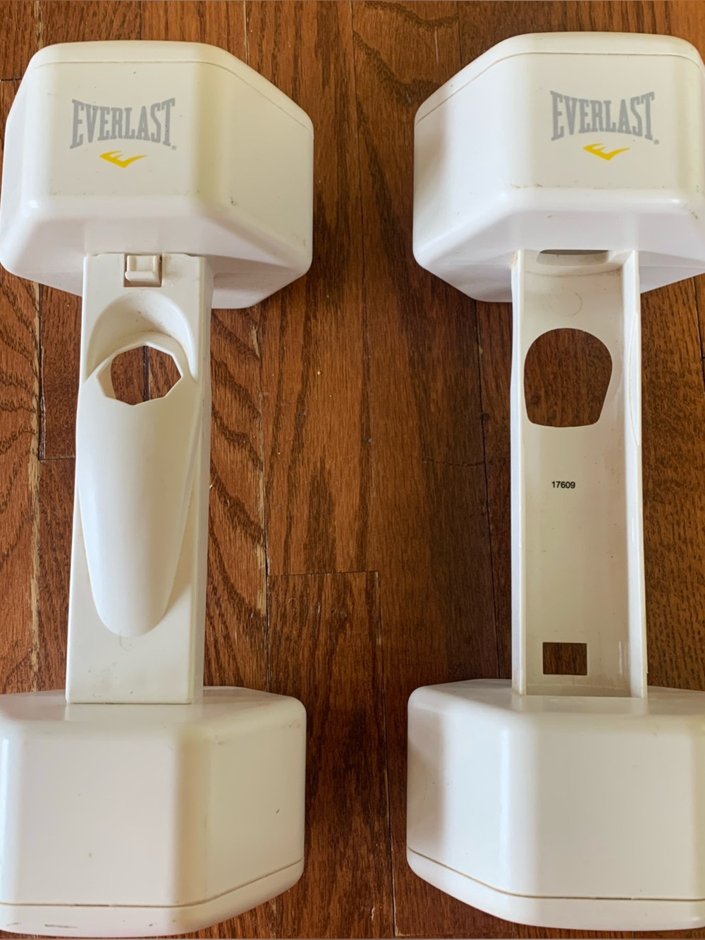 EVERLAST NINTENDO WII FIT 2 LB DUMBBELLS FOR WII REMOTE CONTROLLER